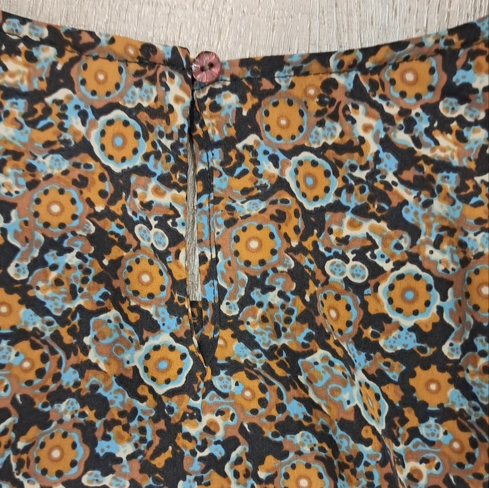 THURSDAY ISLAND Dress - Picture 4 of 7